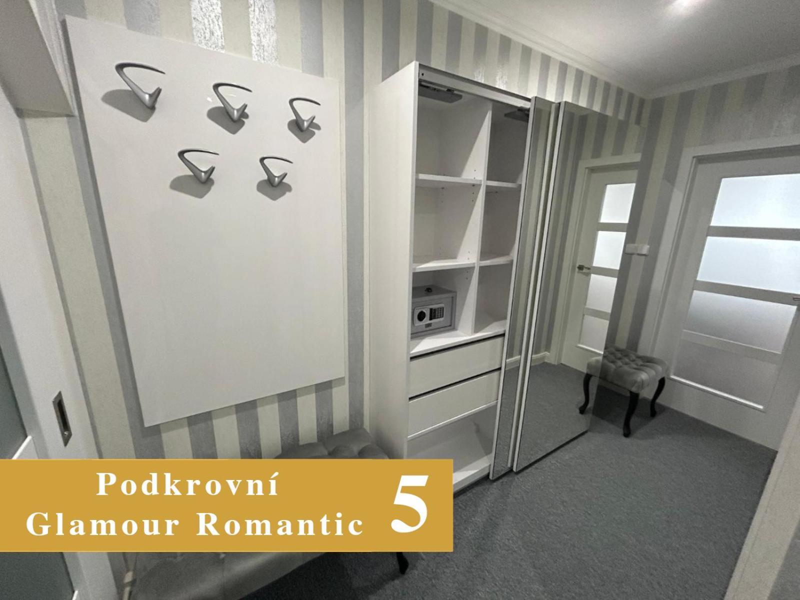 Efipa Glamour Apartments Пльзень Экстерьер фото