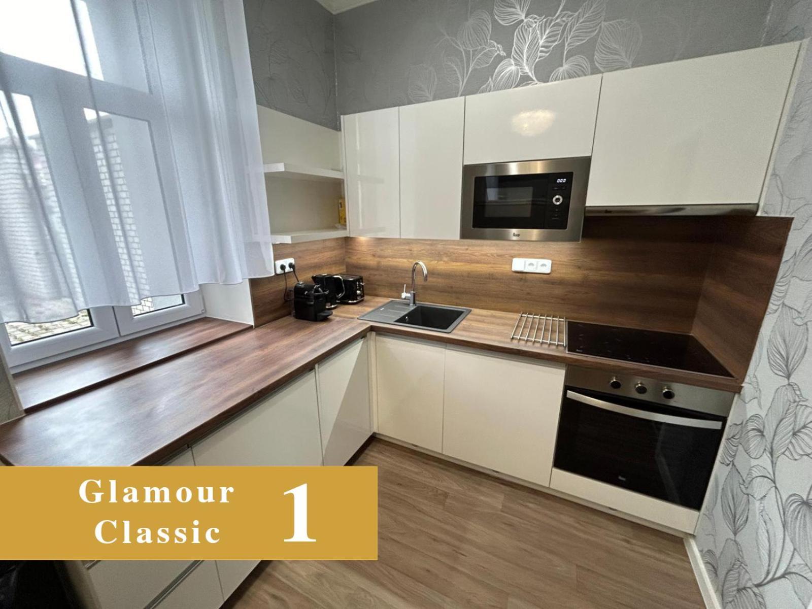 Efipa Glamour Apartments Пльзень Экстерьер фото